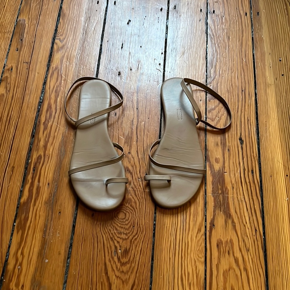 Mia Nappa TKEEs beach bum leather sandals